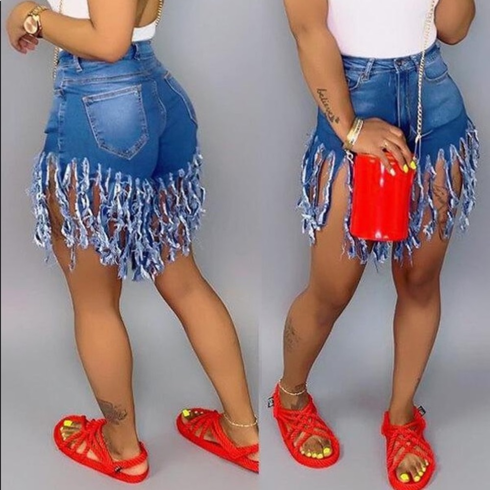 NWOT! Palmer Heritage-  Fringe Denim Shorts (S)